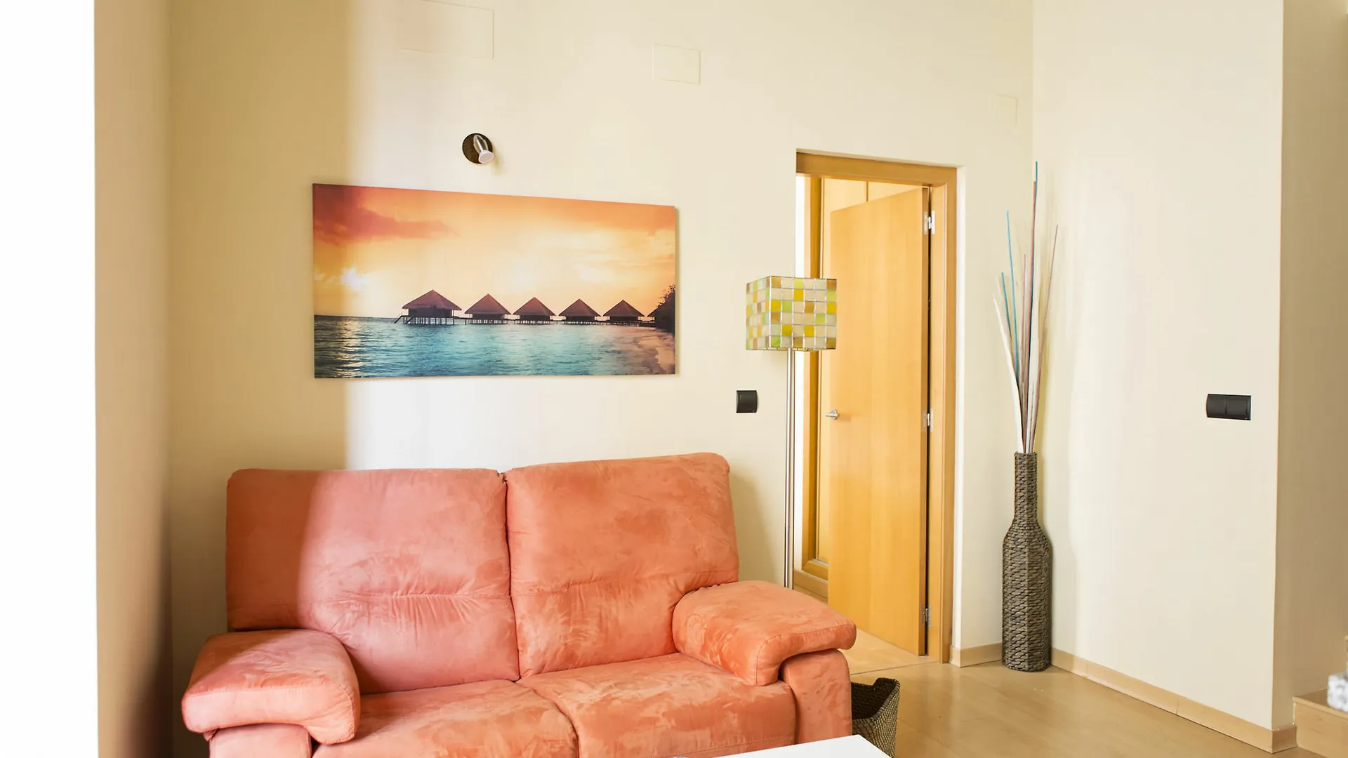 Suncity Flat Martires Malaga 0*,